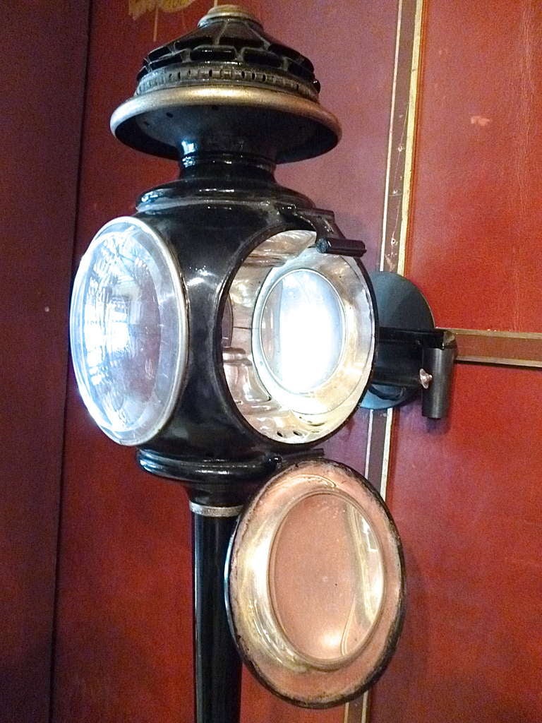 carriage light