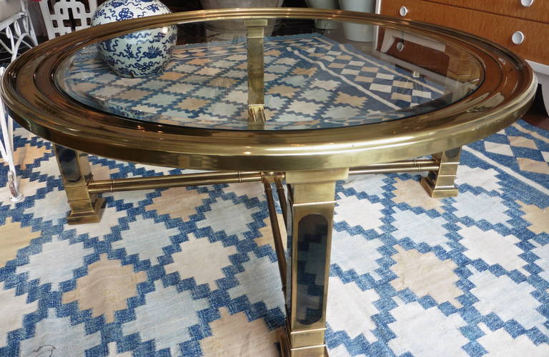 American Neoclassical Brass Circular Coffee Table by Mastercraft, circa1980 1