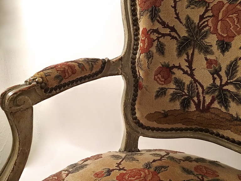 Pair of French Louis XV Painted Armchairs with Needlepoint Upholstery c.1760 In Good Condition In London, GB