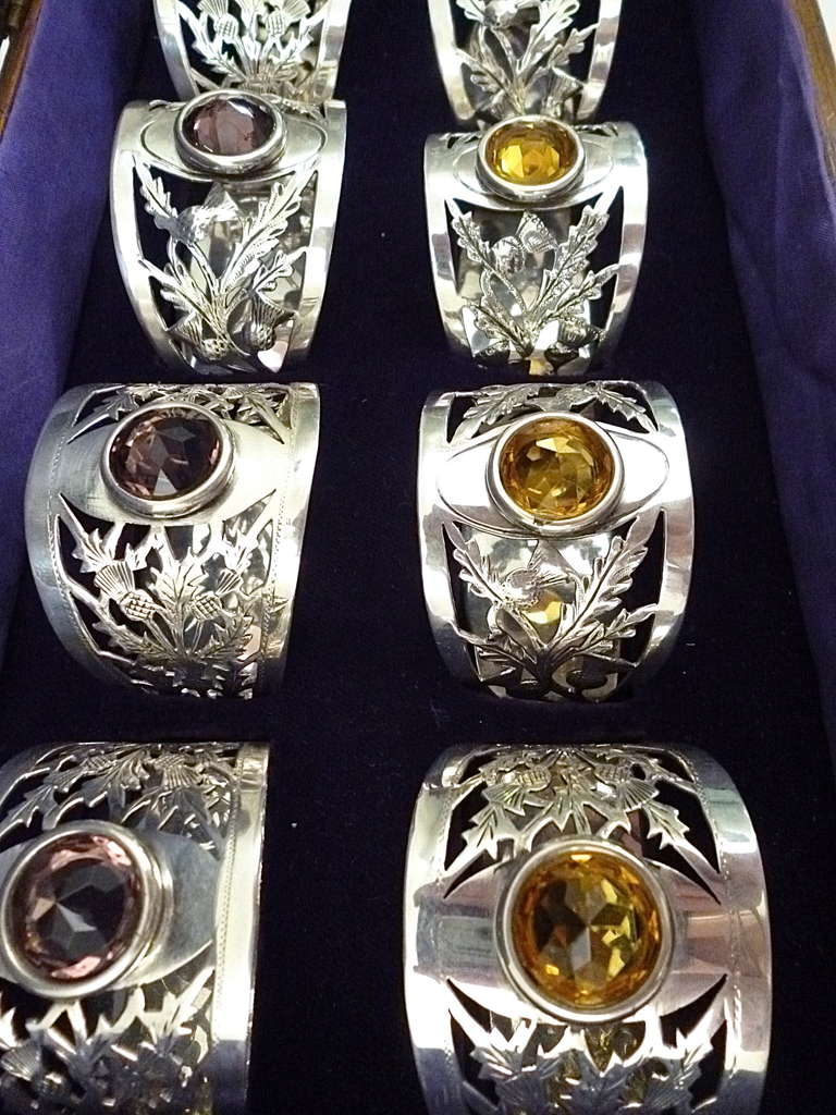 Fine Set of 8 Edwardian Silver & Amethyst Napkin Rings c.1911 In Good Condition In London, GB
