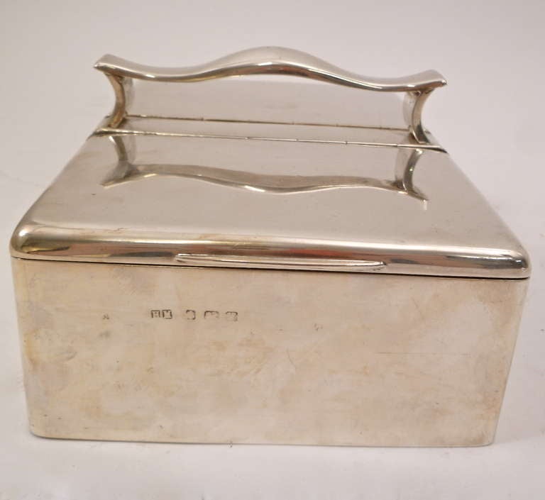 British Elegant English Silver Twin Compartment Cigar Box Dated 1921