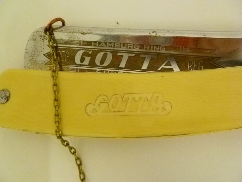 Shop Display Model of a Gotta Superfine Razor