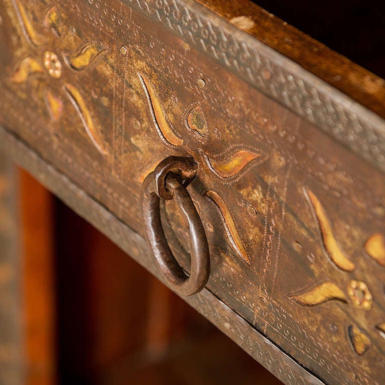 Impossing 19th Century Berber Dresser, Morocco In Good Condition In London, GB