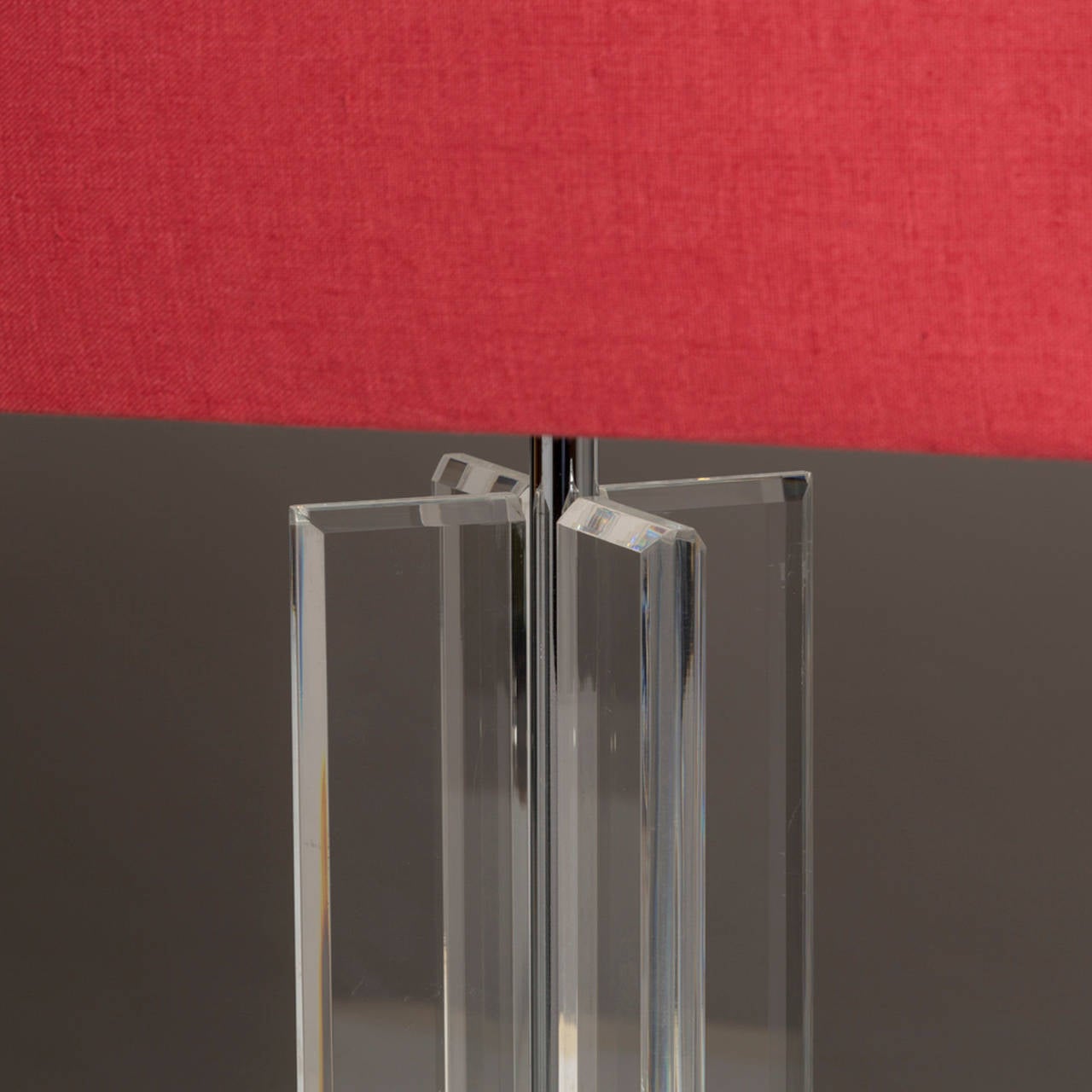 Pair of Lucite Table Lamps, 1970s In Good Condition In London, GB