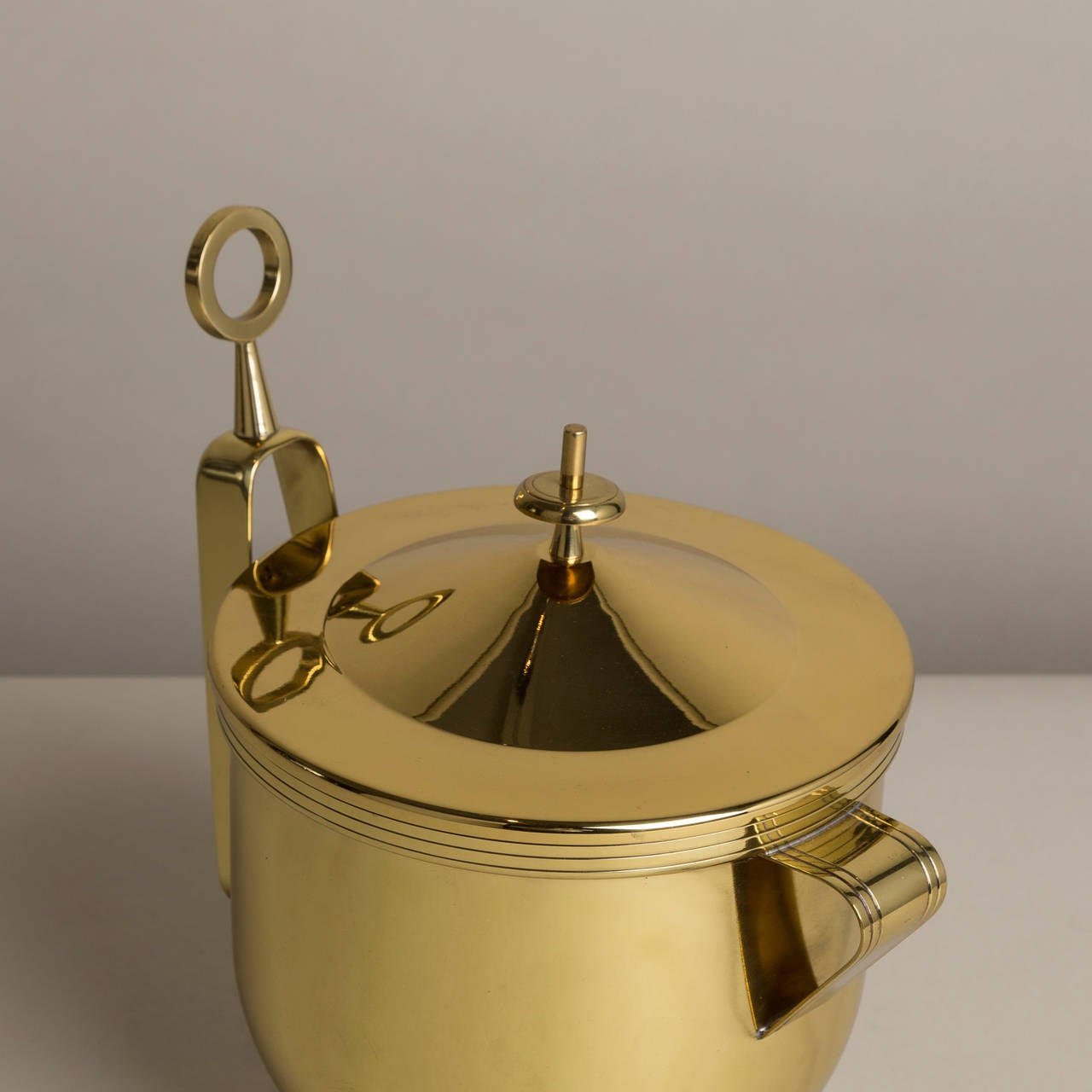 A Brass Ice Bucket and Tongs designed by Parzinger 1950s stamped In Excellent Condition In London, GB