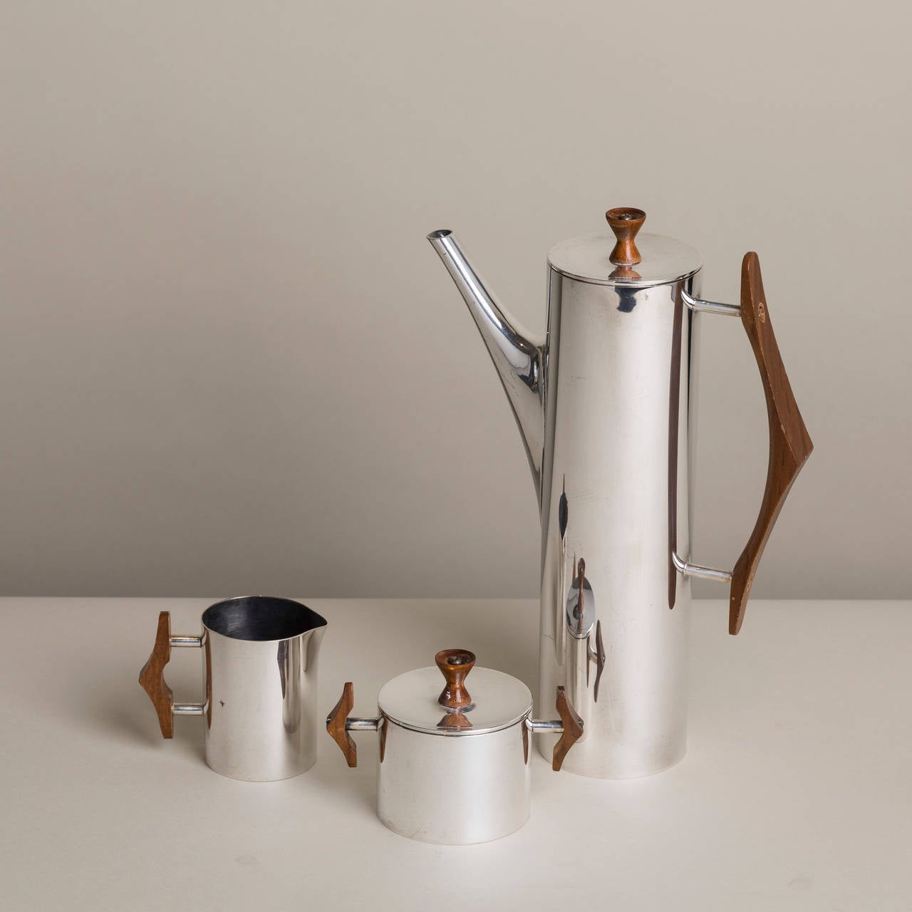An Early 50s Coffee Set In Excellent Condition For Sale In London, GB
