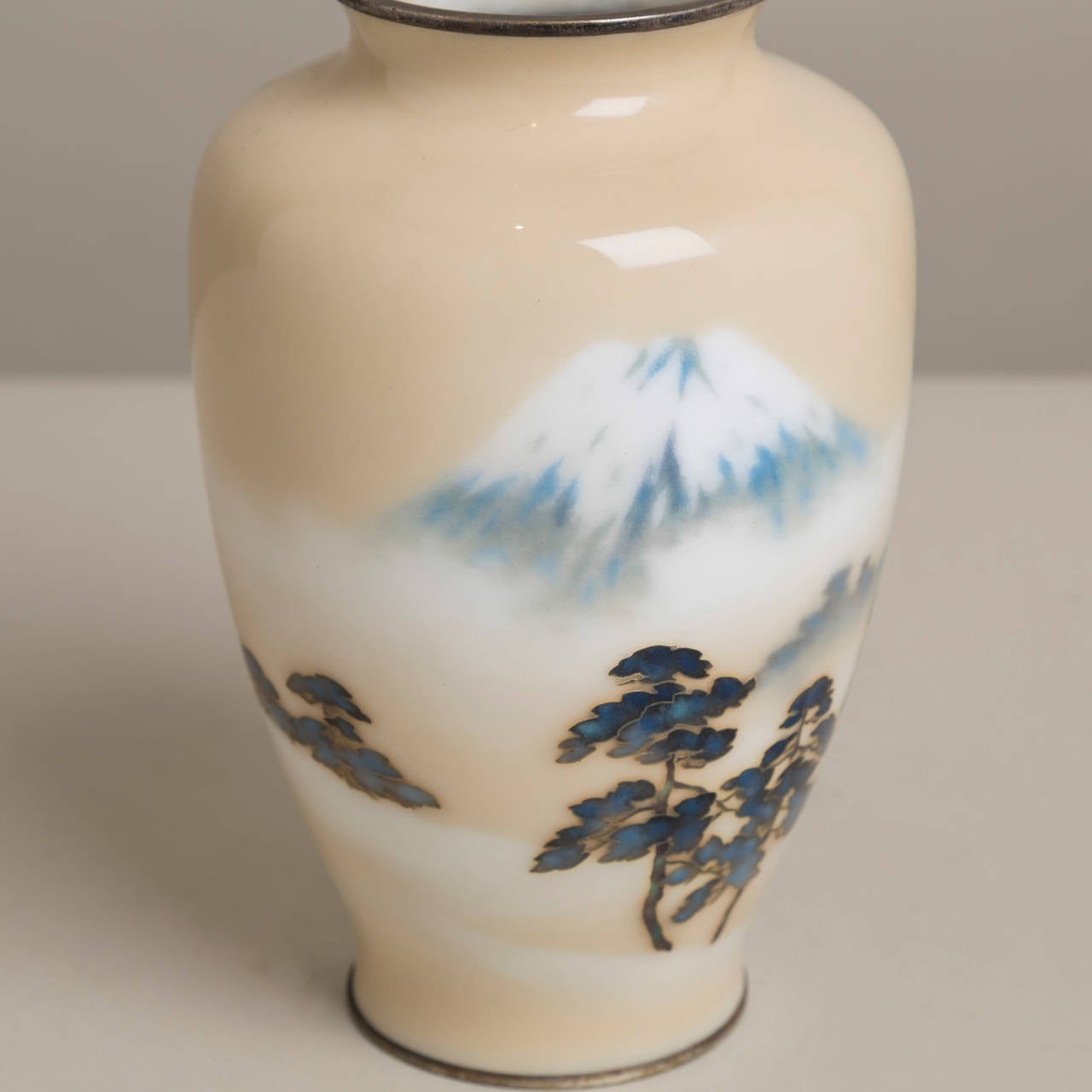 Japanese Cloisonné Enamel Vase by Ando, circa 1930 In Excellent Condition For Sale In London, GB