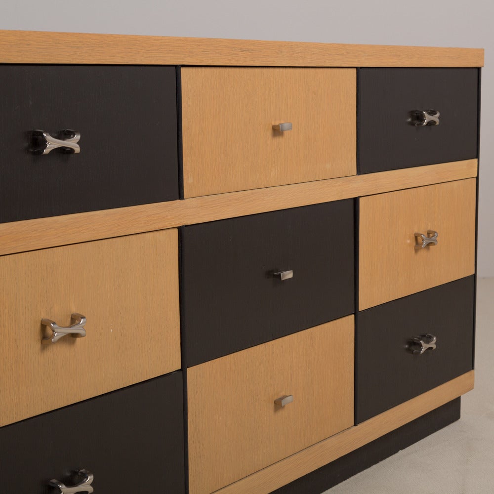 Nine-Drawer Commode by American of Martinsville, 1960s In Excellent Condition In London, GB