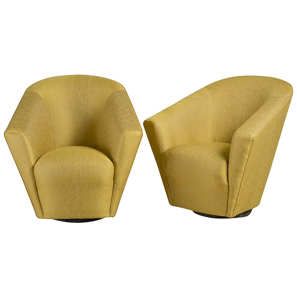 Superb Pair of Highback Swivel Tub Armchairs, 1970s
