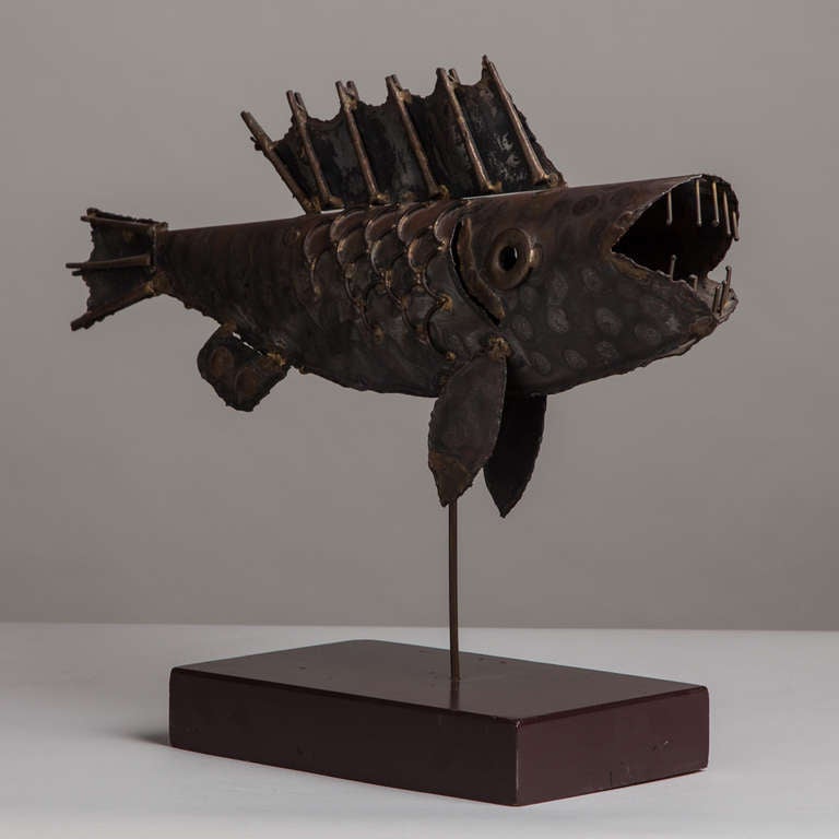 Brutalist Metal Fish Table Sculpture 1970s In Good Condition For Sale In London, GB