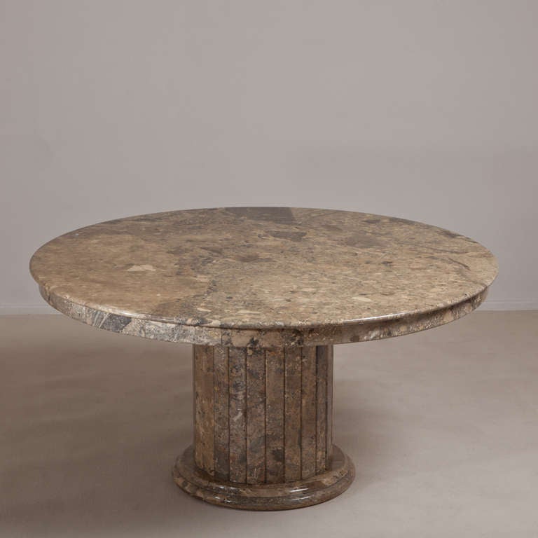 Large Italian Circular Marble Centre Table, 1980s In Good Condition In London, GB