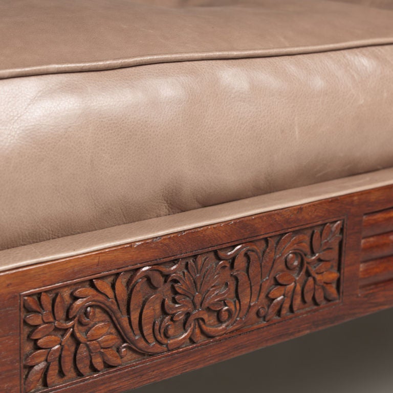 indian 19th daybed