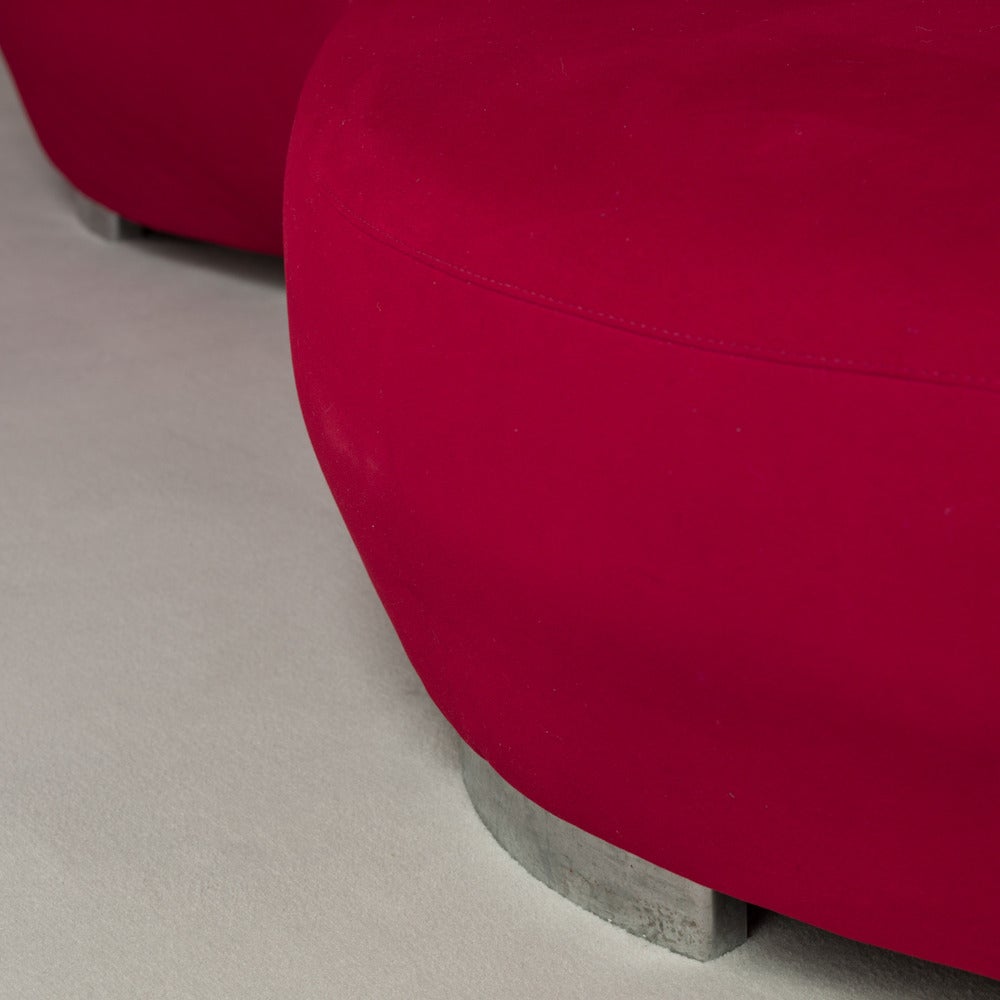 Vladimir Kagan Designed Serpentine Sofa, 1980s In Good Condition In London, GB