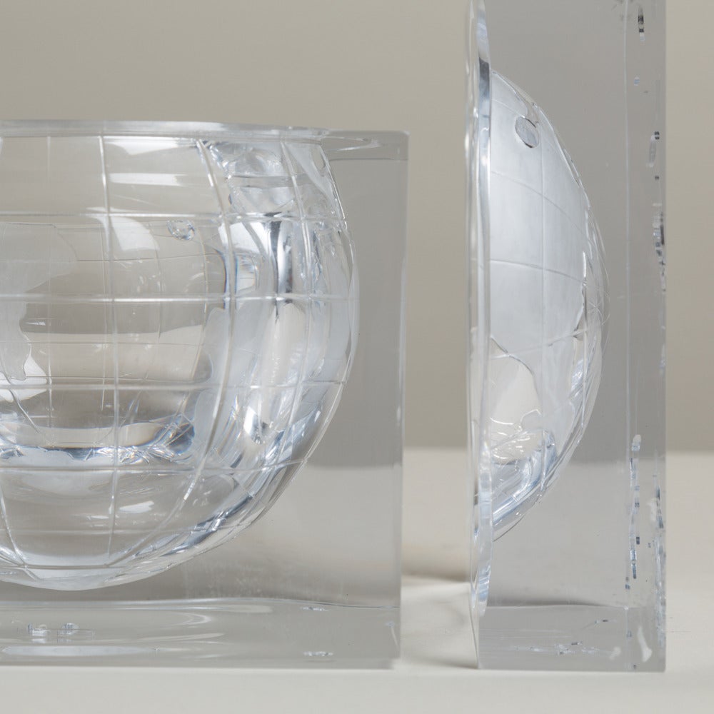 Late 20th Century Globe Engraved Square Lucite Ice Bucket, 1970s