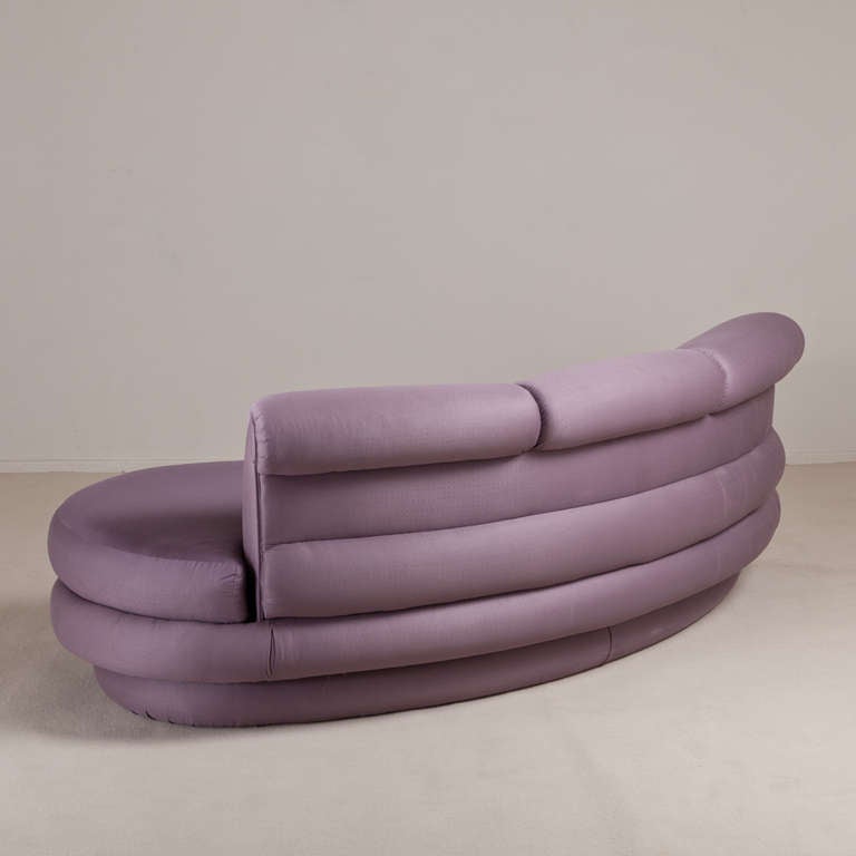 A Curved Vladimir Kagan Style Sofa 1980s 5