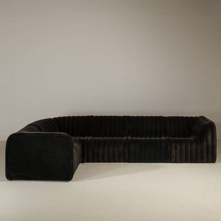 A Large Five Part 'L' Shaped Sectional Sofa by DeSede of Switzerland Late 1970s stamped, Original Upholstery

'L' shaped sofa measurements: 70cms x 246cms x 176cms (h x w x d)