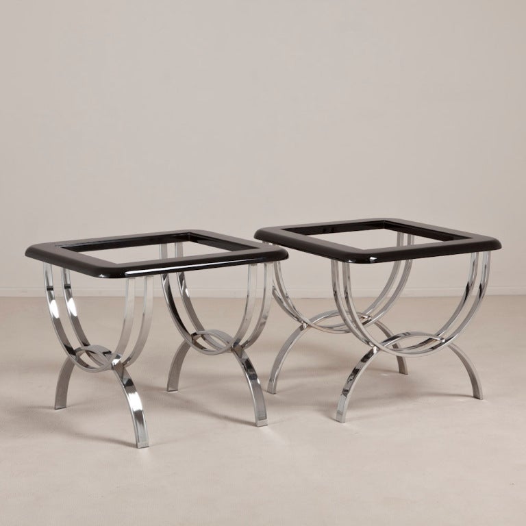 A Pair of Chrome Based Black Lacquer Side Tables 1970s In Excellent Condition In London, GB