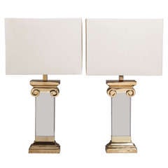 Pair of Neoclassical Inspired Lucite and Brass Table Lamps, 1970s 7