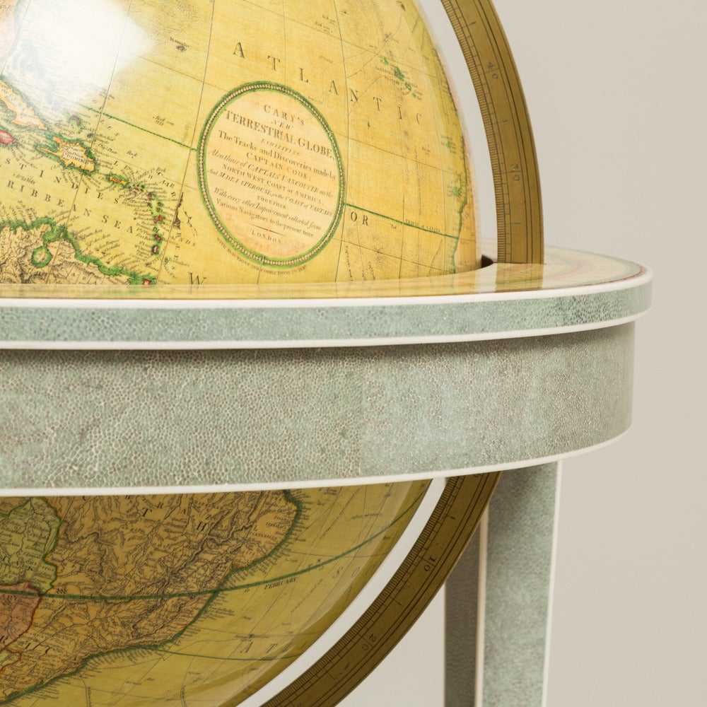 Exceptional Contemporary Pair of Bespoke Shagreen Globes For Sale 3