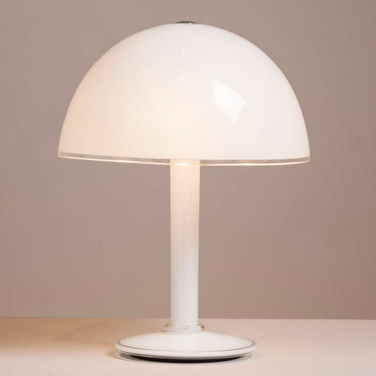 A Stunning Large Single White Murano Glass Table Lamp 1960s In Excellent Condition In London, GB