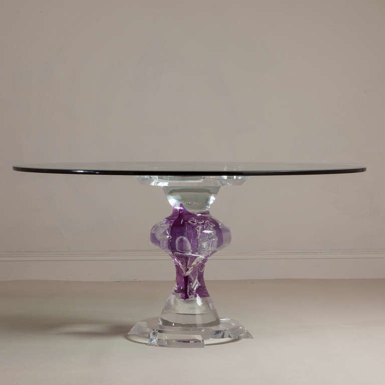 A Heavy Clear and Purple Marbled Lucite Dining Table 1980s In Excellent Condition In London, GB