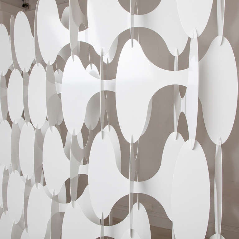 A Egawa+ Zbryk designed Sculptural Enameled Steel Screen In Excellent Condition In London, GB