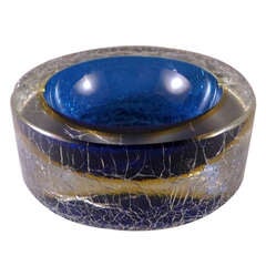 A Circular Murano Sommerso Crackled Glass Ashtray