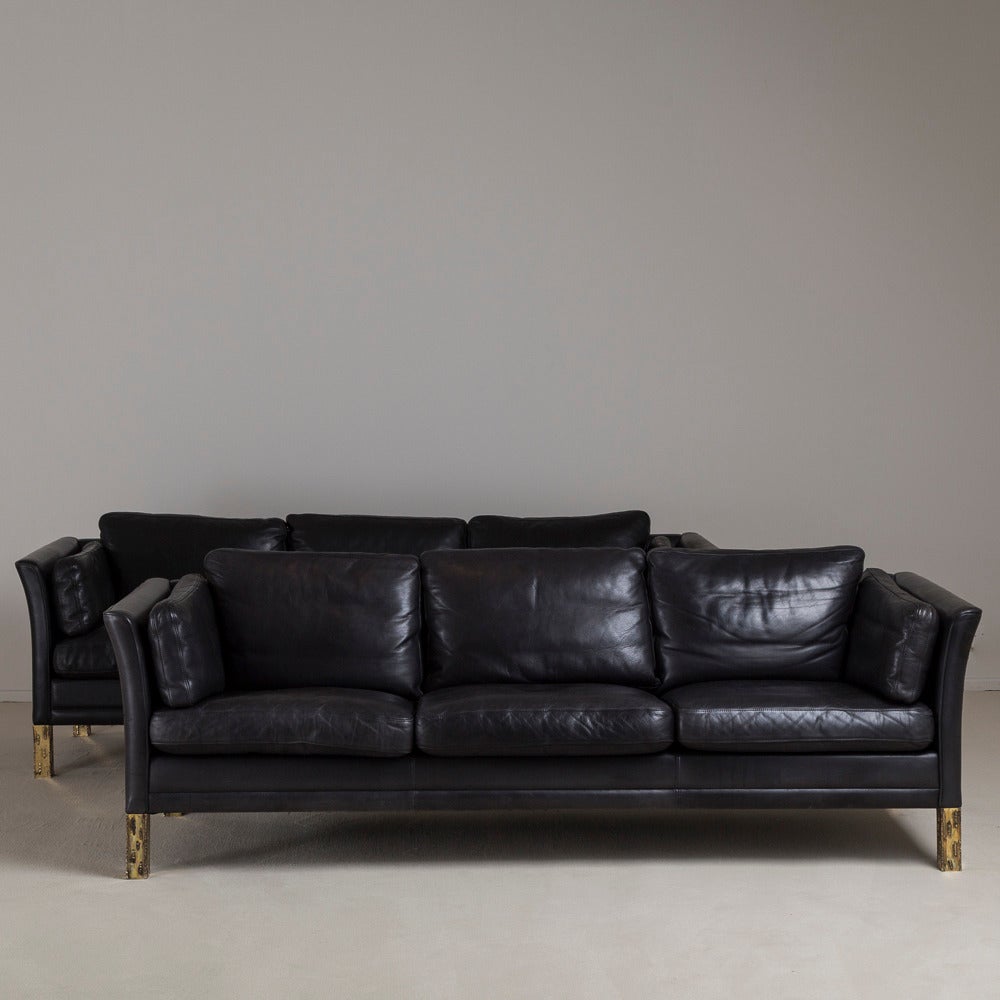 Danish Mogens Hansen Black Leather Upholstered Sofa, 1950s For Sale 3