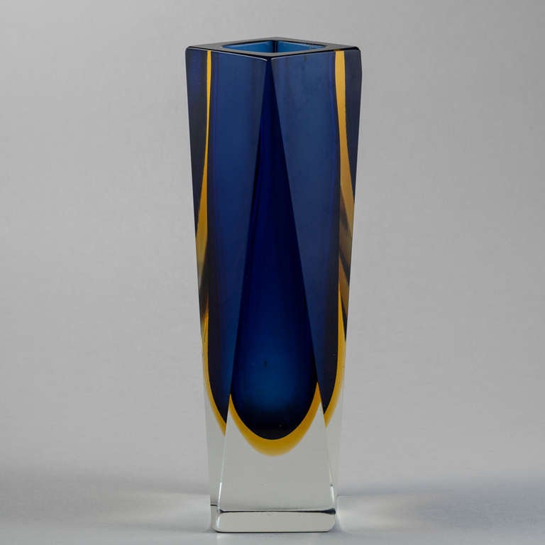 Italian An Angled Rectangular Murano Sommerso Glass Vase