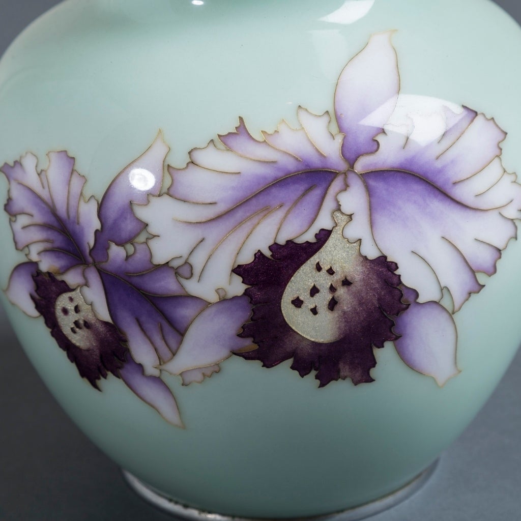 Japanese Cloisonné Enamel Vase by Tamura In Excellent Condition In London, GB