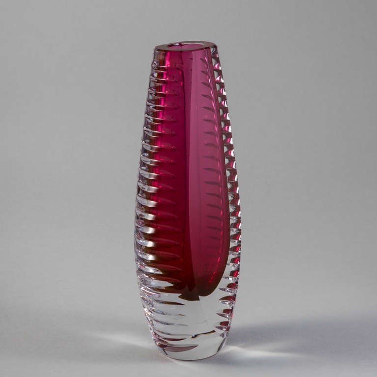 A Heavy Ribbed Sommerso Glass Vase with a Vibrant Pink Centre Cased in Clear Glass