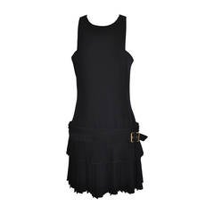 Alexander McQueen - Robe noire entièrement doublée avec découpes à deux niveaux