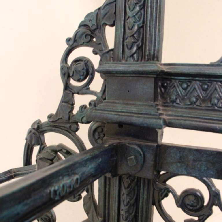A 19th Century Cast Iron Hall Stand by Coalbrookdale In Excellent Condition For Sale In London, GB