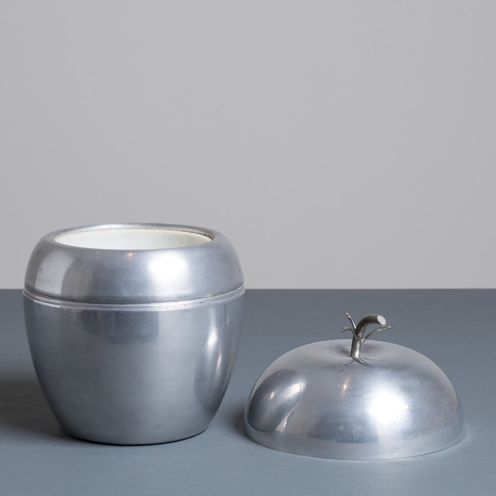 Apple Ice Bucket In Excellent Condition For Sale In London, GB