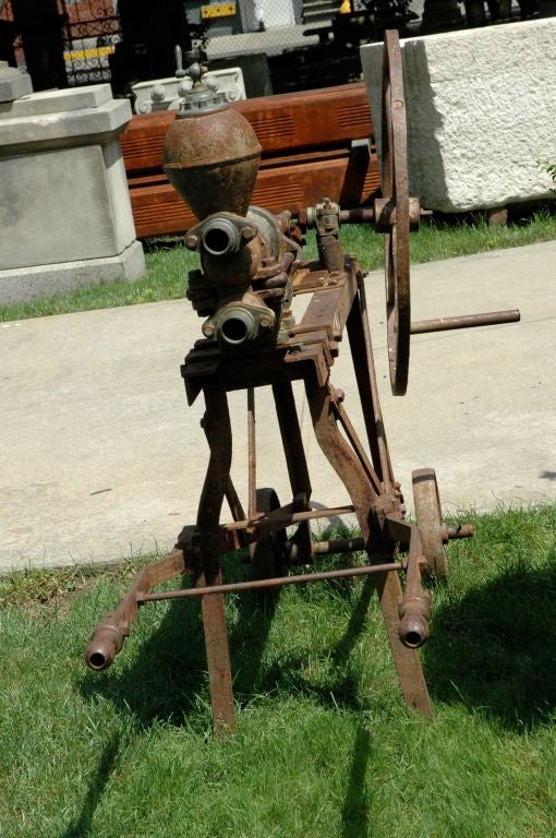 French 19th Century Vineyard Pump In Good Condition For Sale In New York, NY