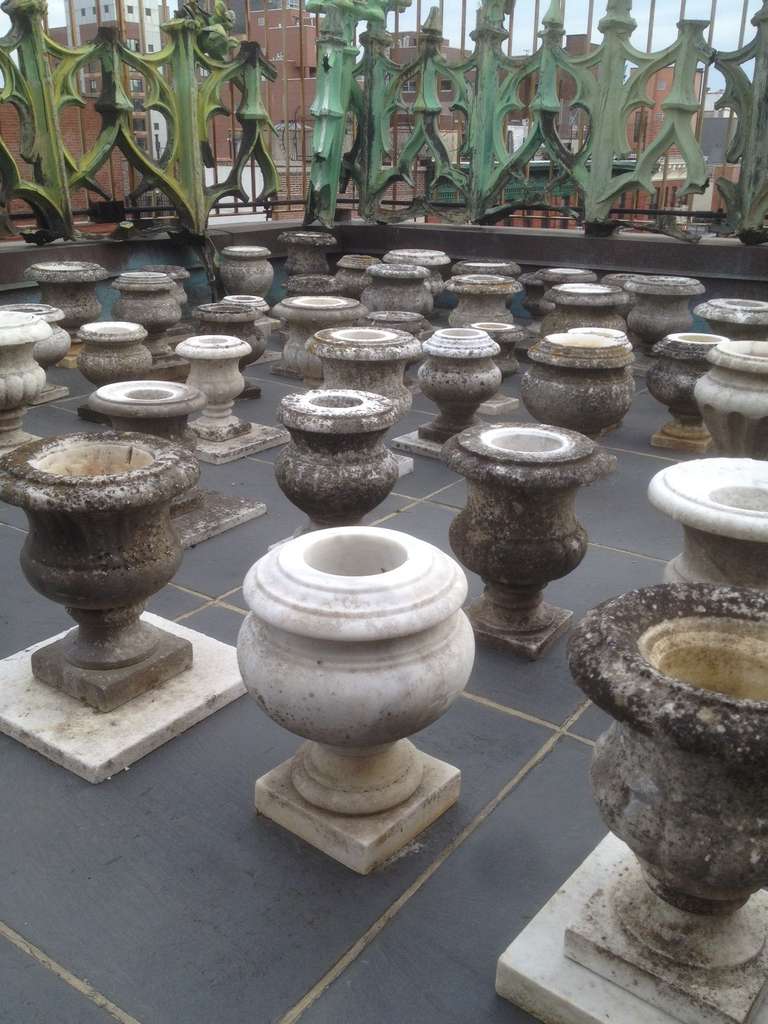 Early 20th Century English Urns For Sale 4
