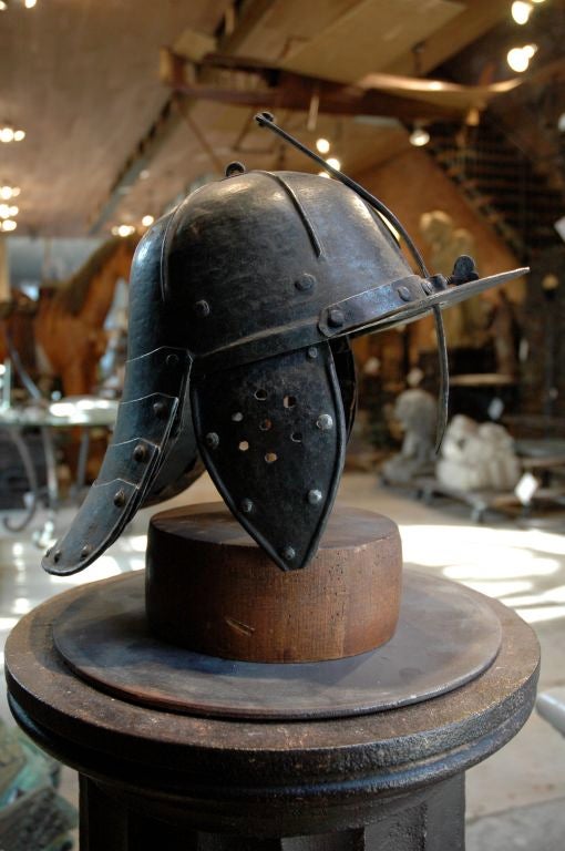 English Civil War Parliamentary Helmet In Good Condition For Sale In New York, NY