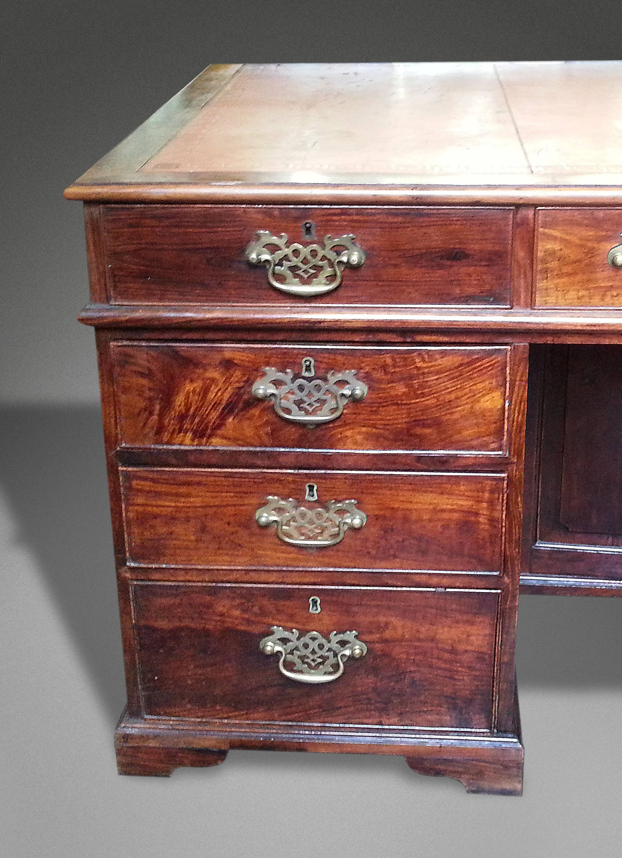 A Very Rare Mid-18th Century Huanghuali Wood Chinese Desk in the English Taste For Sale 2