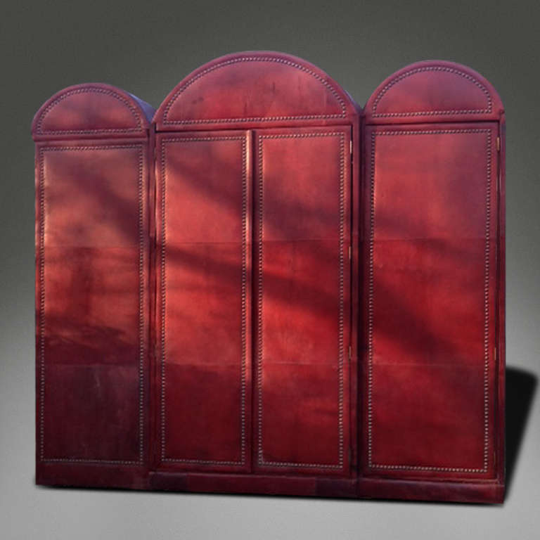 Large Wardrobe in Morocco Red Leather