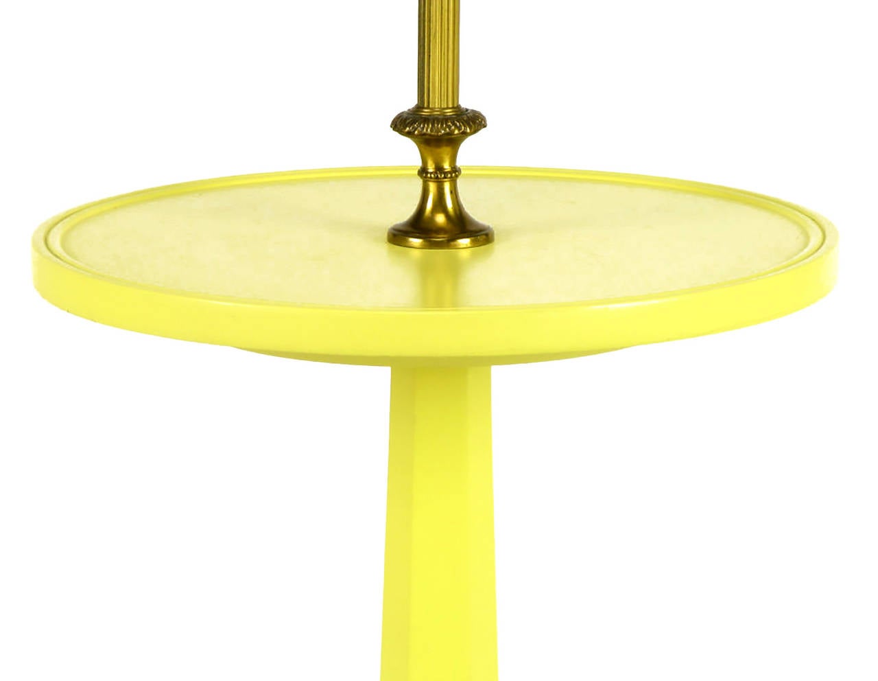 Yellow Lacquered Wood and Brass Regency Floor Lamp In Excellent Condition For Sale In Chicago, IL