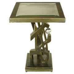Table d'appoint en métal bronzé et résine Artisan Sculpture avec boule chromée