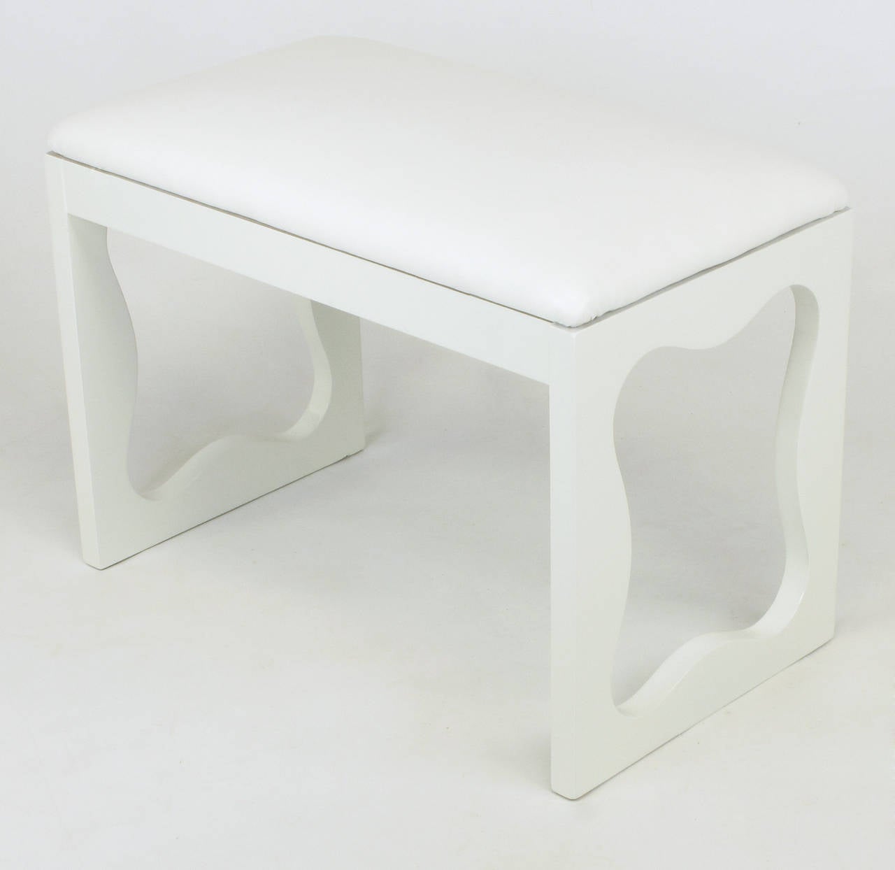 Heritage-Henredon White Lacquer Vanity with Matching Bench 5