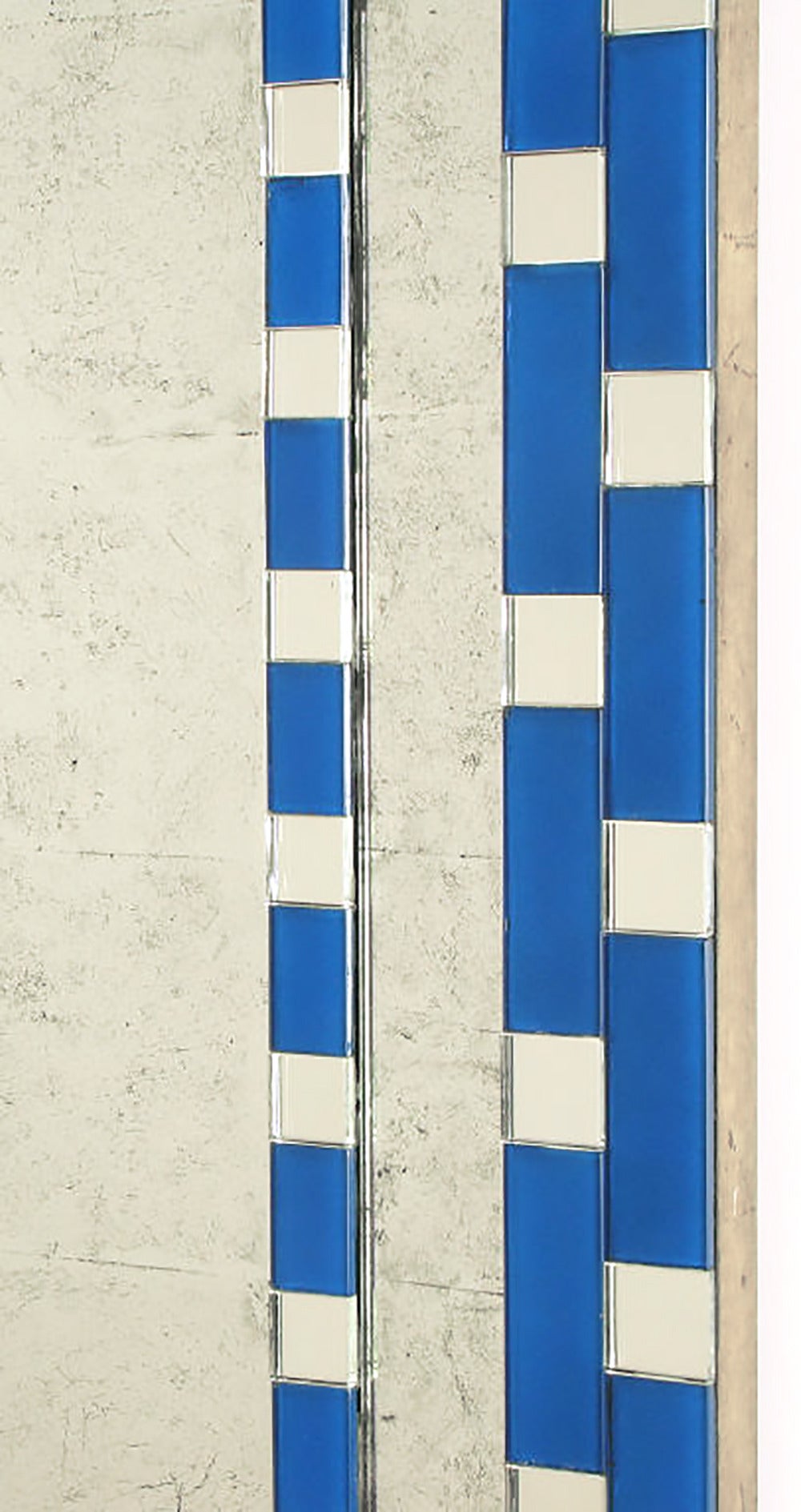 Argenté Miroir d'inspiration Art Déco en verre bleu et feuille d'argent inversé en vente