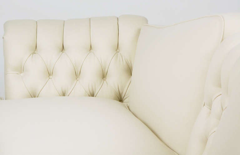 1940s Button-Tufted Winter White Wool Curved Sofa 2