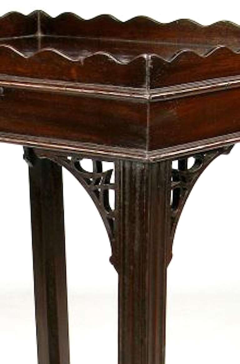1940s Quigley Scalloped Gallery Mahogany Side Table In Good Condition In Chicago, IL