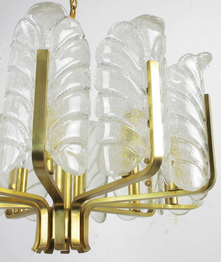 Murano Glass Acanthus Leaf and Brass Ten-Arm Chandelier 2