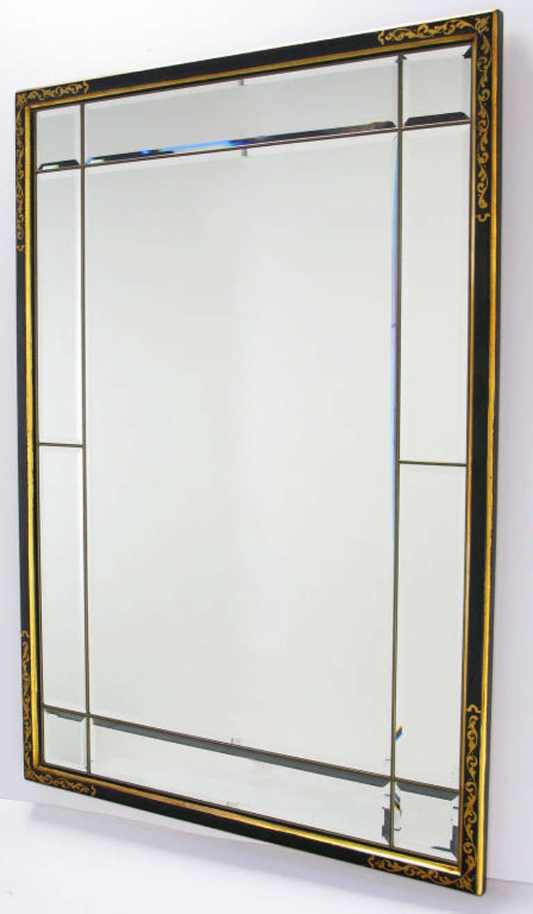 LaBarge Italian Black Lacquer and Parcel-Gilt Mirror In Good Condition For Sale In Chicago, IL