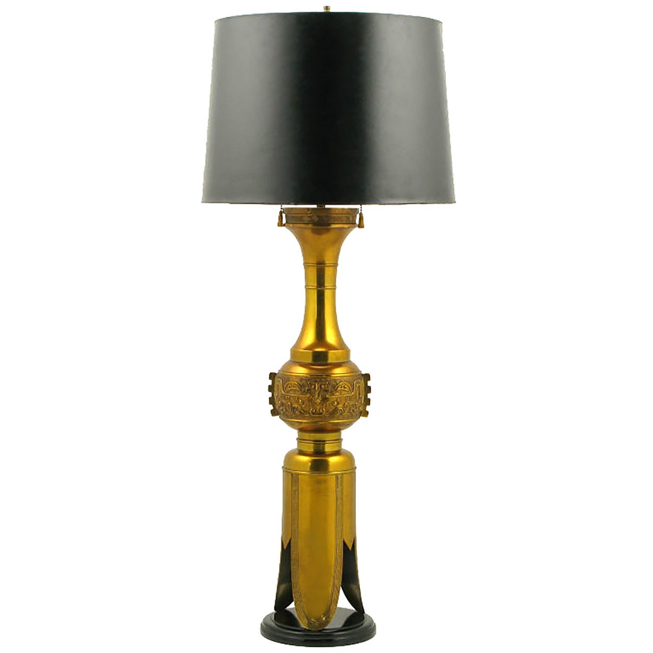 Large Incised Brass Chinoiserie Table Lamp For Sale