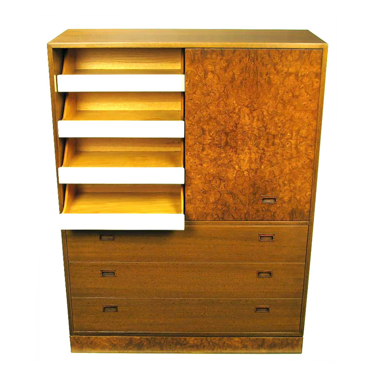 Commode de gentleman Harvey Probber en loupe de frêne d'olivier, bois de rose et acajou Excellent état - En vente à Chicago, IL
