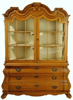 Vintage Dorothy Draper Viennese Collection Display Cabinet